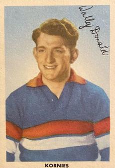 1954 Kornies Champion Footballers #18 Wally Donald Front